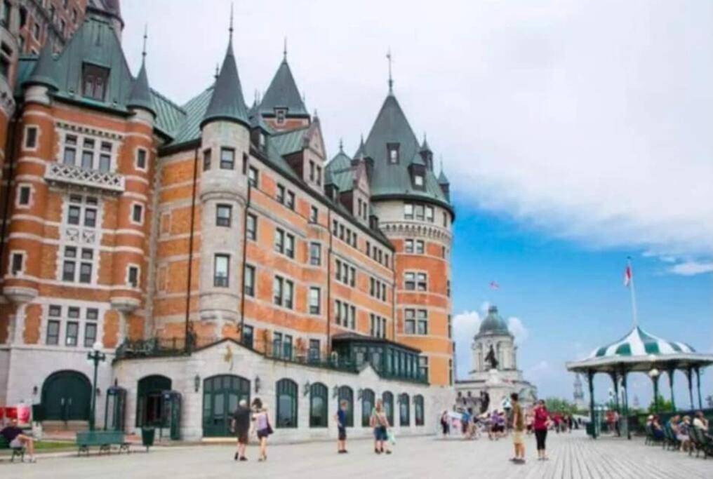 Generations Quebec Old City/ Parking/ Family エクステリア 写真